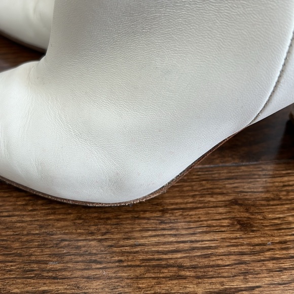 Gianvito Rossi White Leather Boots - Picture 8 of 8